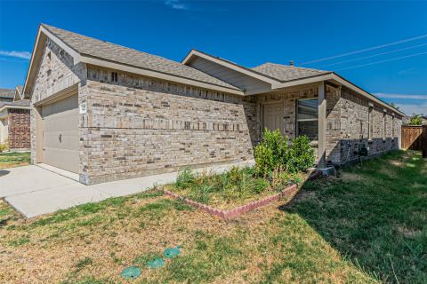 14037 Earlham Street, Pilot Point, TX 76258 — photo 3