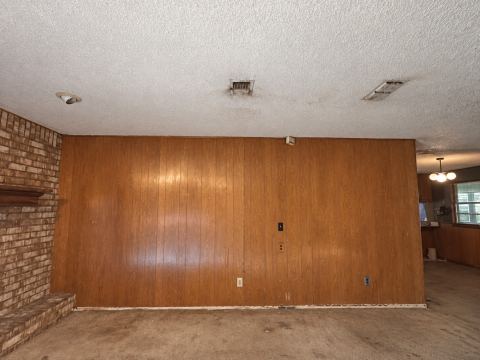 2001 Carverly Drive, Fort Worth, TX 76112 — photo 3