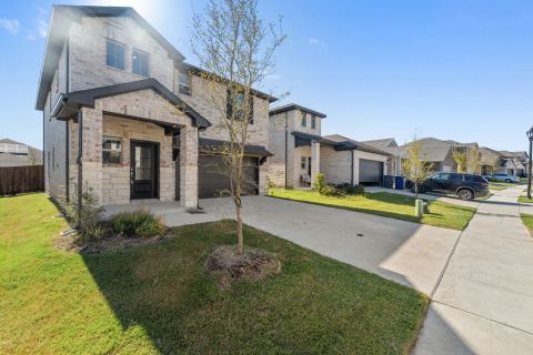 811 Rosemary Hill Drive, Princeton, TX 75071 — photo 3