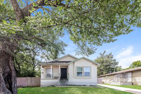 2536 Kool Avenue, Dallas