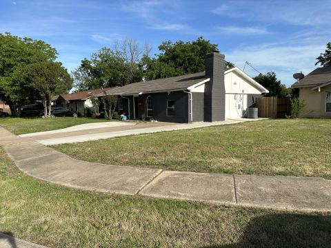 1013 Las Flores Court, Grand Prairie, TX 75052 — photo 3