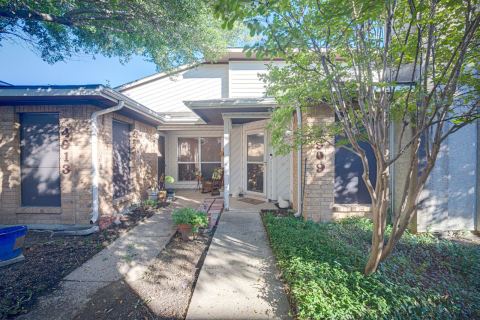 4909 Oak Bluff, Mesquite