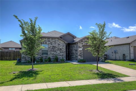 6405 Graceland Drive, Greenville, TX 75402 — photo 3