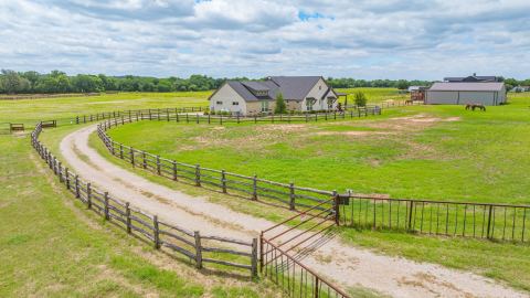 5255 Dennis Road Road, Weatherford, TX 76087 — photo 2