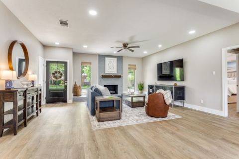 926 Hillside Lane, Flower Mound, TX 75028 — photo 2
