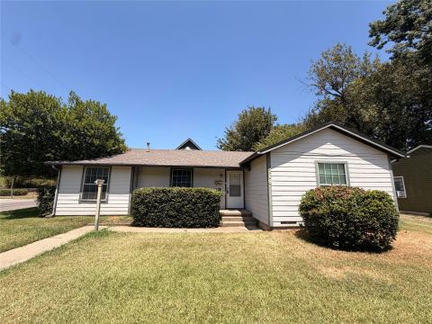718 Crescent Street, Denton, TX 76201 — photo 2