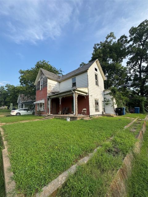 401 W Texas Street, Denison, TX 75020 — photo 2