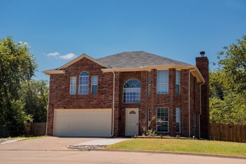 5025 Strummer Drive, North Richland Hills