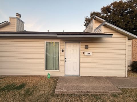 401 San Maria Drive, Garland, TX 75043 — photo 2