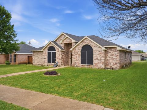 1531 Rebecca Lane, Lancaster, TX 75134 — photo 2