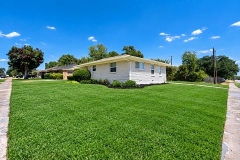 4322 Ashville Drive, Garland, TX 75041 — photo 2