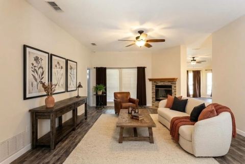 3904 Santa Cruz Street, Granbury