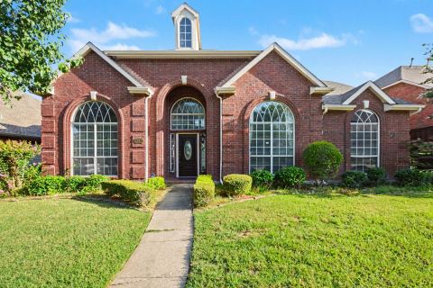 1027 Creek Bend, Carrollton, TX 75007 — photo 2