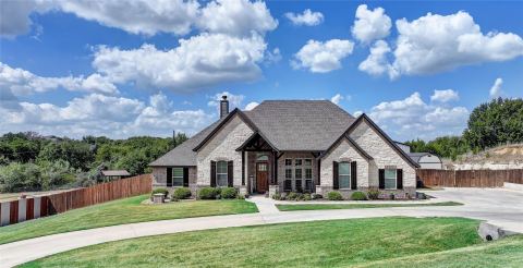 114 Summer Stone Court, Weatherford, TX 76087 — photo 2