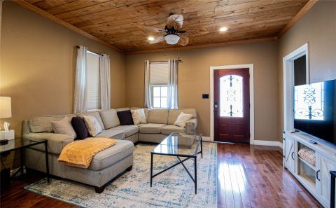 929 N 12th Street, Waco, TX 76707 — photo 2