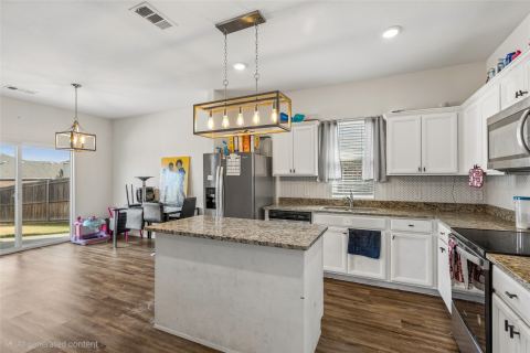 513 Leeward Lane, Crowley, TX 76036 — photo 3