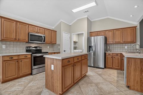 1004 Eden Street, Burleson, TX 76028 — photo 3