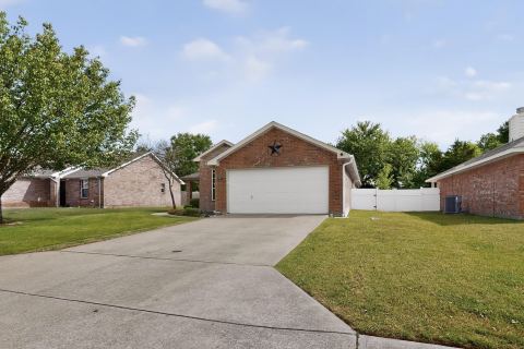 507 Oxford Loop, Princeton, TX 75407 — photo 2