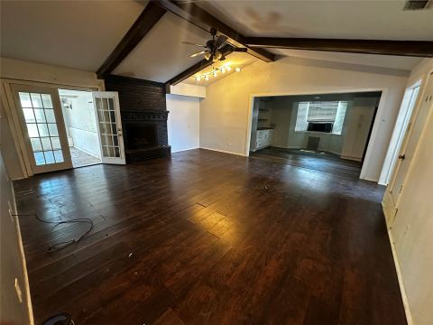 208 Connie Drive, DeSoto, TX 75115 — photo 2