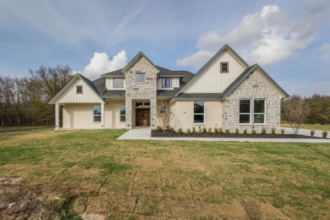 1844 County Road 2320, Terrell