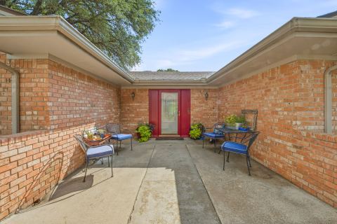 1335 N Lydia Street, Stephenville, TX 76401 — photo 2