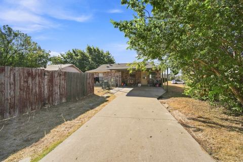 115 Solon Road, Waxahachie, TX 75165 — photo 2