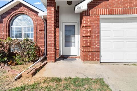 9061 Elbe Trail, Fort Worth, TX 76118 — photo 2