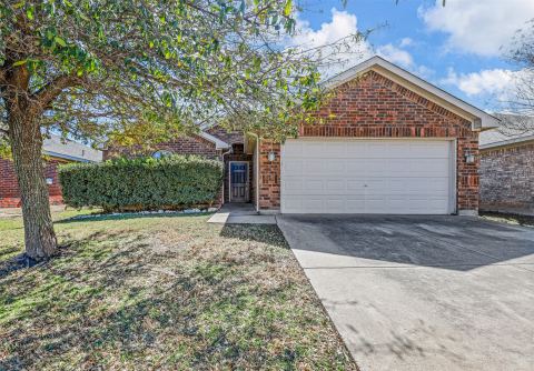 4541 High Cotton Trail, Fort Worth