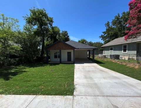 622 E Woodard Street, Denison, TX 75021 — photo 2