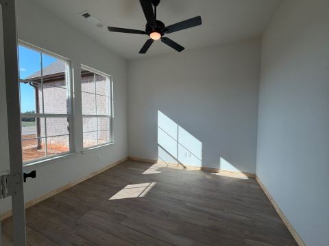 329 Johnny Boy Way, Springtown, TX 76082 — photo 3