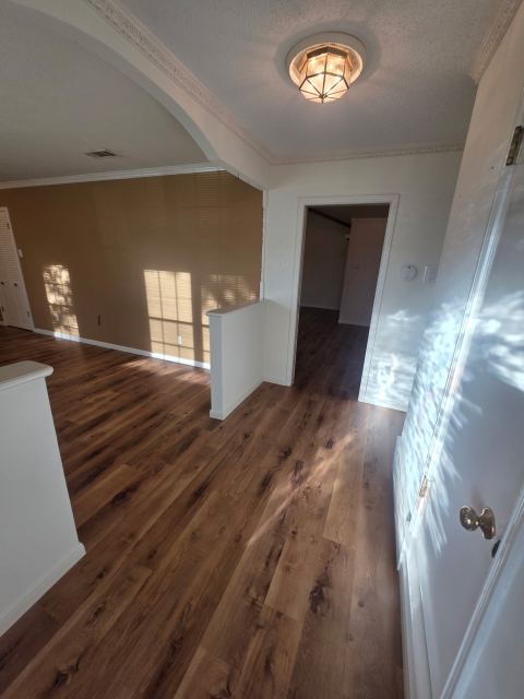 1914 Surrey Circle, Grand Prairie, TX 75050 — photo 3