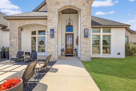 133 Heritage Springs Drive, Weatherford, TX 76087 — photo 3