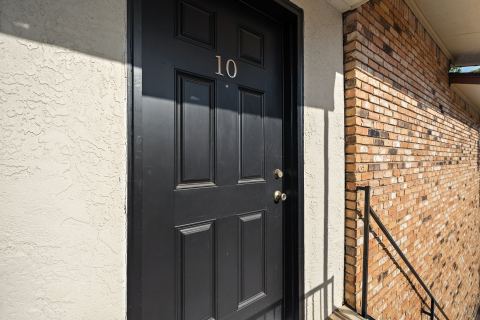 1108 N Elm Street 10, Denton, TX 76201 — photo 3
