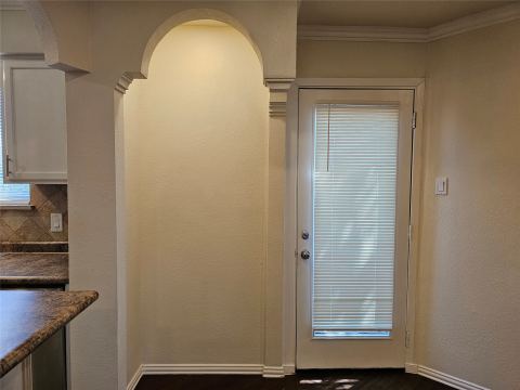 1600 Pecan Chase Circle 6, Arlington, TX 76012 — photo 2