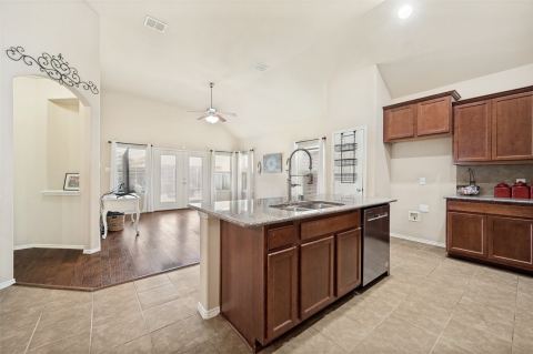 2404 Scott Creek Drive, Little Elm, TX 75068 — photo 2