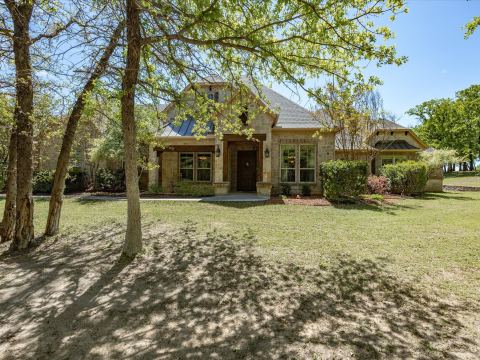 104 Lariat Court, Azle, TX 76020 — photo 3