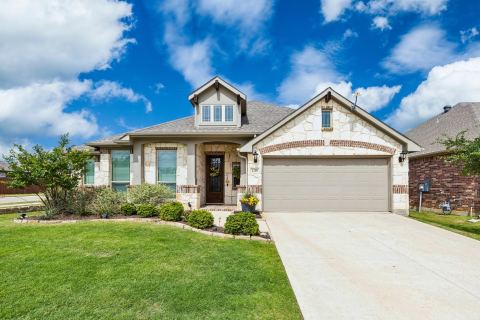 1201 Misty Ridge Drive, Justin, TX 76247 — photo 2