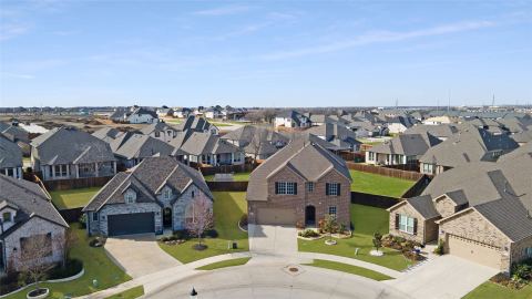 9401 Trailway Dr, Little Elm, TX 75068 — photo 2