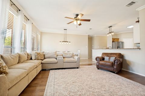 702 Champlain Court, Midlothian, TX 76065 — photo 2