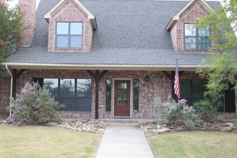 197 E Bay Drive, Bridgeport