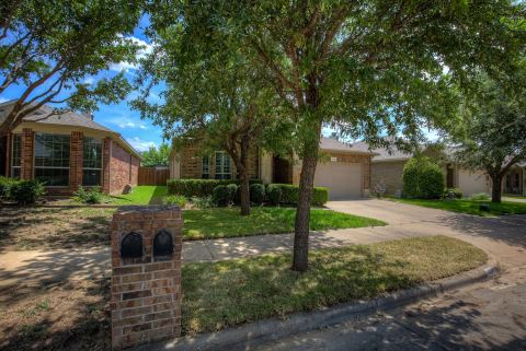 1109 Central Village Drive, Denton, TX 76210 — photo 2