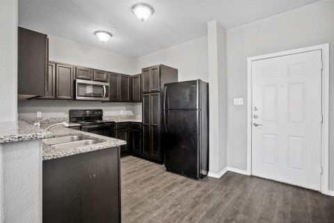 609 Meadow View Court 202, Denton, TX 76207 — photo 3