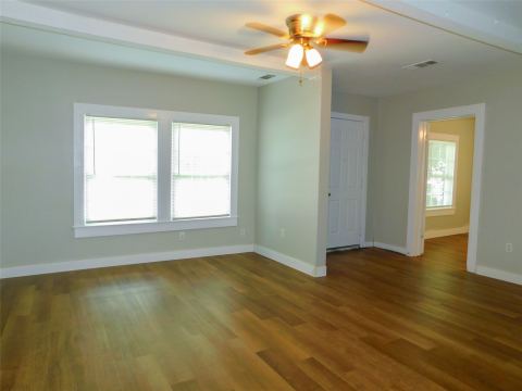 315 W Congress Street, Denton, TX 76201 — photo 3