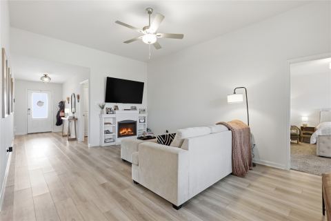 916 American Flyer Boulevard, Fort Worth, TX 76108 — photo 2