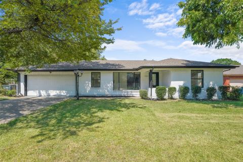 1710 patricia, Garland, TX 75042 — photo 2