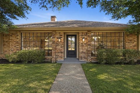 2411 Aspen Street, Richardson, TX 75082 — photo 2