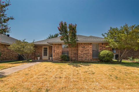1756 Northview, Carrollton