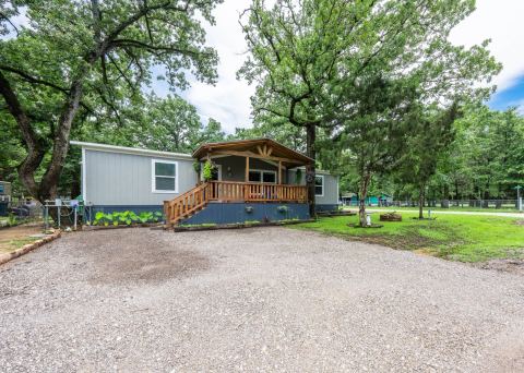200 Pecos Drive, Mabank
