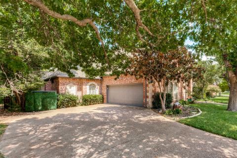 1119 Winding Brook Drive, Garland, TX 75044 — photo 2