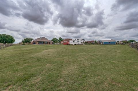 13840 Megan Drive, Justin, TX 76247 — photo 2